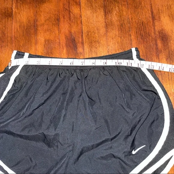 Nike dri-fit running shorts - Picture 4 of 5